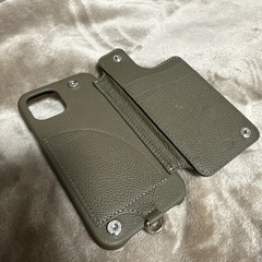 DEMIUレザー iPhone12/iPhone12Pro用 ケースの画像