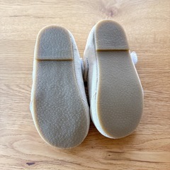 美品 女の子 靴　
バースデイ  16cmの画像