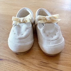 美品 女の子 靴　
バースデイ  16cmの画像