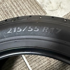 215/55/r17タイヤ３本2023の画像