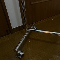 ハンガーラックの画像