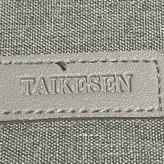 AIKESEN ノートパソコンケース13〜14インチ相当軽量 スリーブ取っ手付きの画像