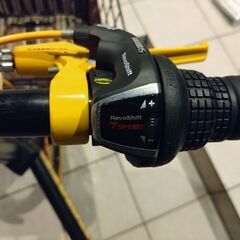 【都内手渡し】HUMMER（ハマー）折りたたみ自転車 前カゴ付き鍵付きの画像