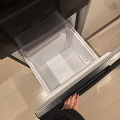 シャープ 冷蔵庫(3ヶ月ほど使用)の画像