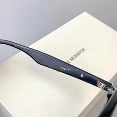 GENTLE MONSTER サングラスの画像
