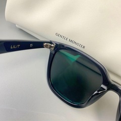 GENTLE MONSTER サングラスの画像