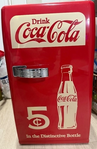 コカコーラ　レトロ冷蔵庫