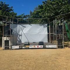イベント用ステージ　木製の画像
