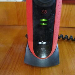 BRAUN　S3用　充電スタンドの画像