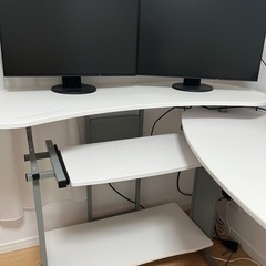 パソコンデスク　PCデスクの画像