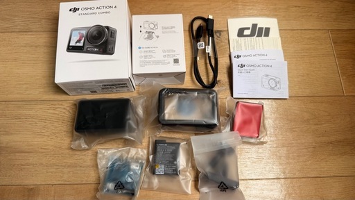 ※最終値引き※【ほぼ新品アクションカメラ】　DJI Osmo Action 4 Standard Combo （付属品完備）