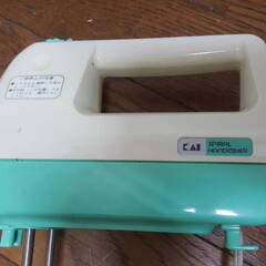 貝印株式会社 電動ハンドミキサー スピード調整 5段階 調理器具 泡立て器 動作確認済みの画像