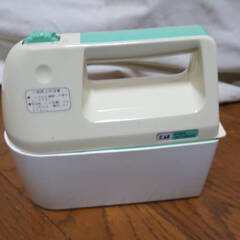 貝印株式会社 電動ハンドミキサー スピード調整 5段階 調理器具 泡立て器 動作確認済みの画像
