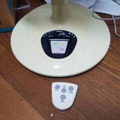 AIRMATE エアーメイト　扇風機　KRF-321V(WH)　(リモコン、箱付き)　動作確認済みの画像