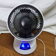 家庭用 サーキュレーター XH2004Y 首振り タイマー リモコン付き ホワイト　動作確認済みの画像