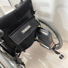 定価 40万程 ヤマハ 電動車椅子 折りたたみ可 バッテリー2つの画像