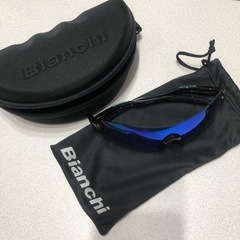 Bianchi サングラス　グローブの画像