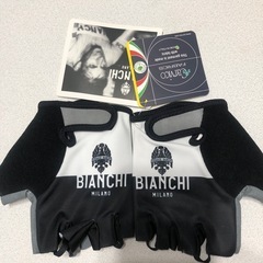 Bianchi サングラス　グローブの画像