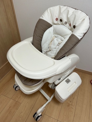 コンビ　ネムリラ　オートスウィング