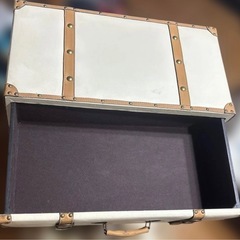 ヴィンテージ　トランク風　チェスト４段の画像