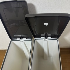 【クリーニング済】ペダル式45ℓゴミ箱の画像