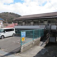 鈴蘭台駅近くの倉庫です！様々な荷物を置くことができます♪