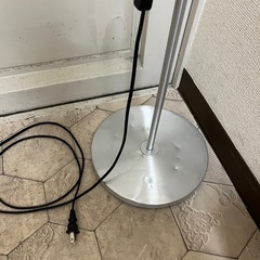 スタンドライト　照明の画像