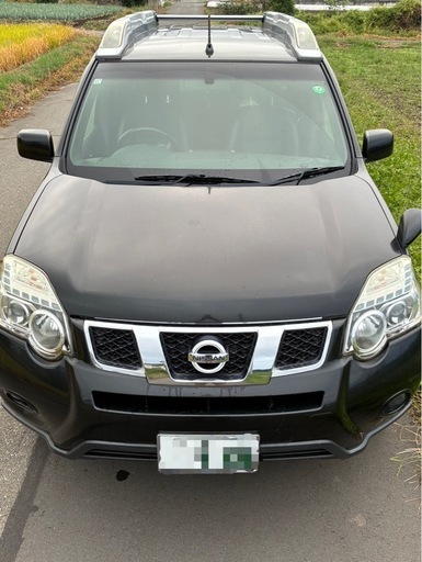 日産　エクストレイル　4WD