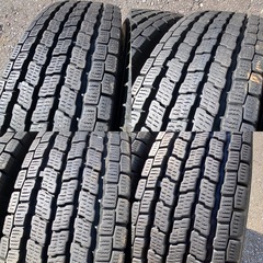 バリ山❗️ヨコハマスタッドレス 145/80R12  IG91の画像