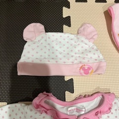 ミニー&デイジー　ロンパースセットの画像
