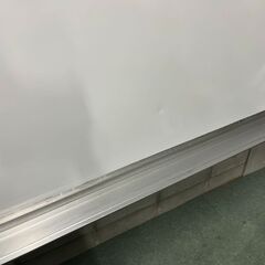 カーク ホワイトボード 黒板 回転 キャスター付 事務用品 オフィス 幅190cm×奥行55cm×高さ181cm の画像
