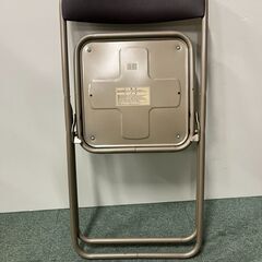 パイプ椅子 会議椅子 チェア 折りたたみ式 幅44cm×奥行50cm×高さ75cm（座高40cm） の画像