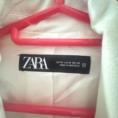 新品です‼️ZARAブレザーの画像