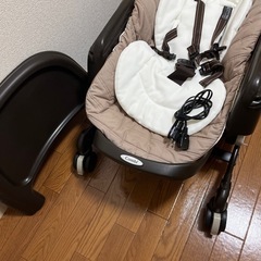 コンビ　ネムリラオート　電動ハイローチェアの画像