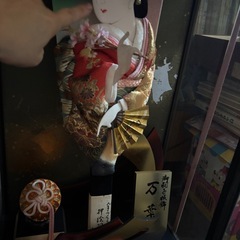 伝統的な羽子板 豪華装飾付きの画像