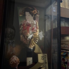 伝統的な羽子板 豪華装飾付きの画像