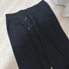 ユニクロ スウェットパンツの画像