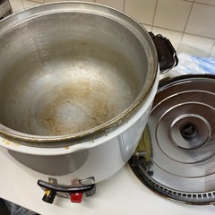 パロマ2升炊きガス炊飯器の画像