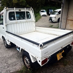 綺麗！実走行3万㌔台！4WDのオートマ⭐︎サンバー⭐︎エアコンパワステ付き！ワンオーナー車で艶あり⭐︎不具合なしの画像