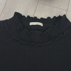 GU トップス レディース♡薄手の画像