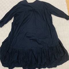 黒のワンピースの画像