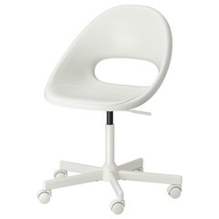 IKEA デスク　チェアセットの画像