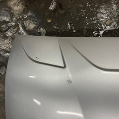 ハイエース　ボンネット の画像