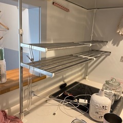 突っ張り棚の画像