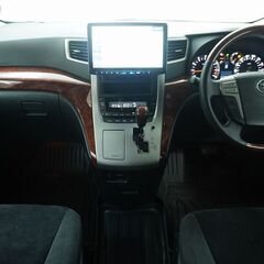 🚗✨【自社ローン専門店！オトロン岐阜店】大人気『トヨタ ヴェルファイア 　２．４Ｚ　プラチナセレクション２  　 』入荷🎉 審査のことならお任せください！まずはご相談だけでもOKです😊の画像