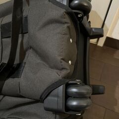 4way ペット キャリーバッグ キャスター付きの画像