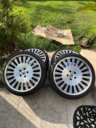 オートクチュール　19インチ　PCD114.3