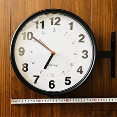 おしゃれおしゃれ壁掛け両面時計の画像
