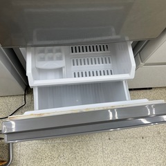 リユースのサカイ東金店 AQUA 冷蔵庫 19年製 126L ※ゴムパッキン取れない汚れあり TJ15201の画像