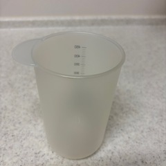 計量カップの画像